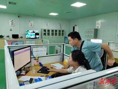 汝城人社 以電子信息技術(shù)為翼，當(dāng)好發(fā)展“護(hù)航員”，打好民生保障仗